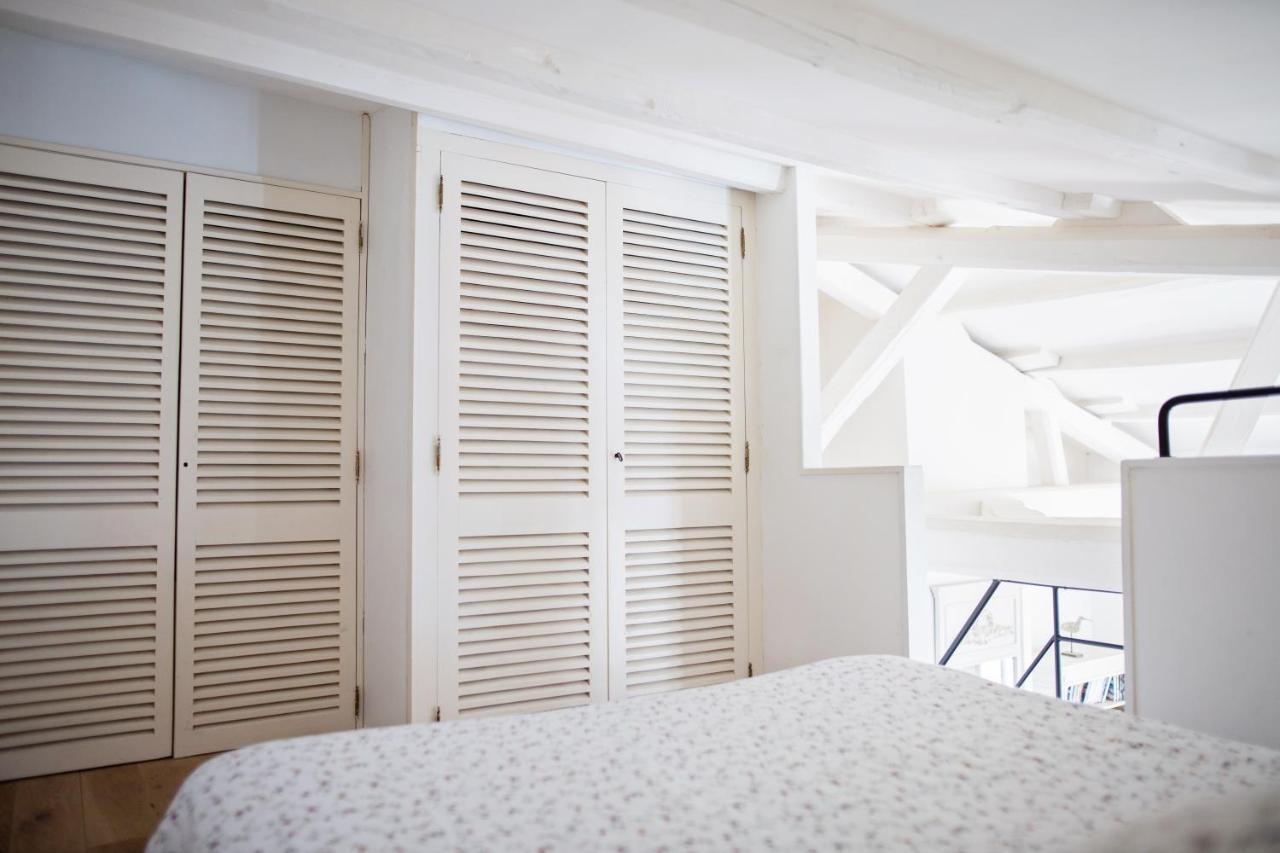 XVIII Century Gem With Magnificent Views Of The Harbour With A Private Garage Apartment Saint-Martin-de-Ré Exterior foto