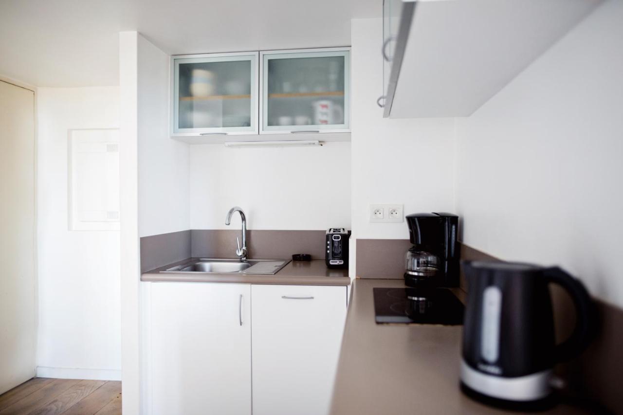 XVIII Century Gem With Magnificent Views Of The Harbour With A Private Garage Apartment Saint-Martin-de-Ré Exterior foto